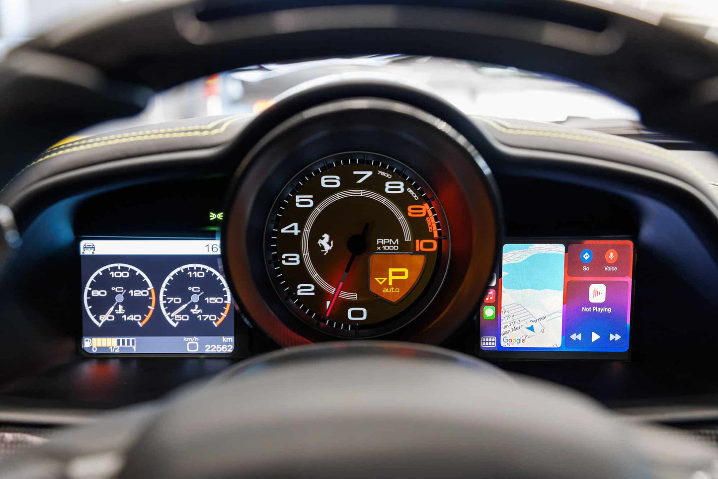 CarPlay & Android Auto Modul für Ferrari Roma Portofino 458 488 F8 F12