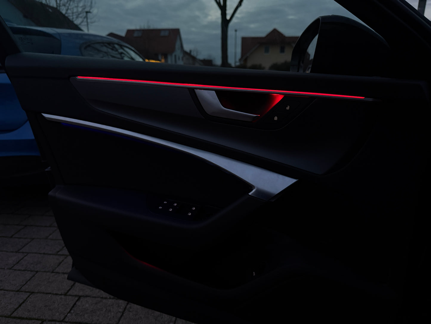 Ambientebeleuchtung für Audi A6 S6 RS6 C8/4K inkl. Einbau (Nachrüstung)