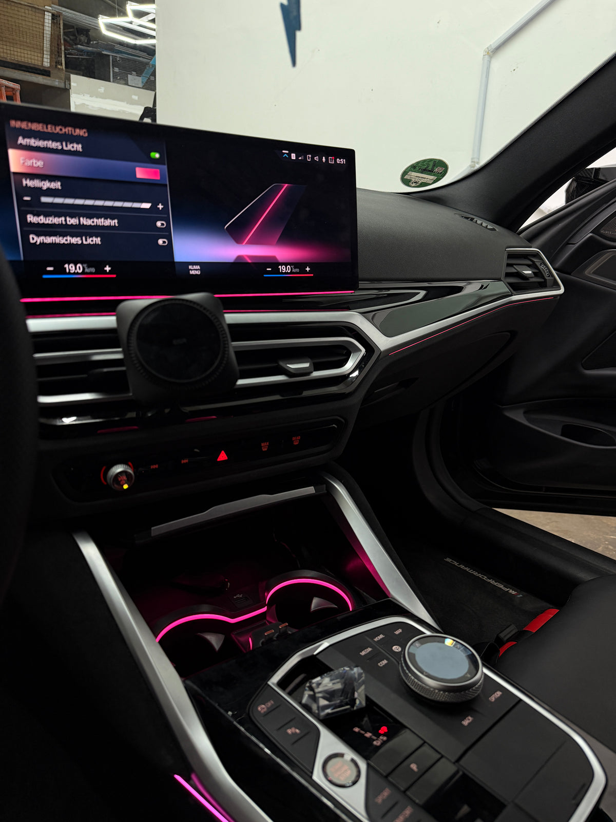 Ambientebeleuchtung für BMW 4er G22 G26 G82 G83  inkl. Einbau (Erweiterung)